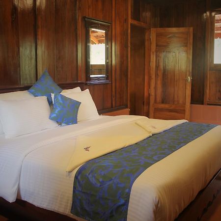 Kalppavanam Heritage Resort Thekkady Exterior photo