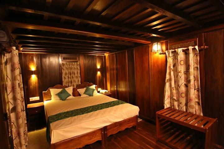 Kalppavanam Heritage Resort Thekkady Exterior photo